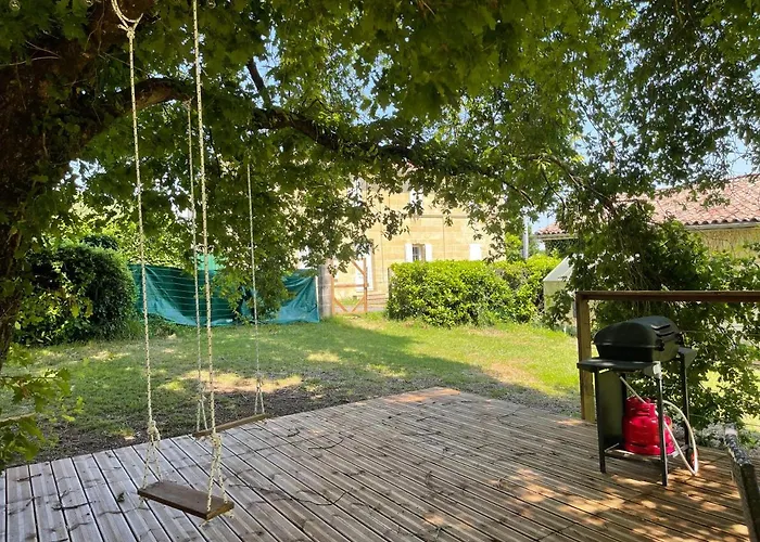 Maison Chaleureuse Avec Cheminée